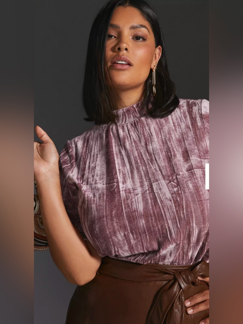 PILCRO VELVETEEN MOCK-NECK TOP! - Picture 4 of 9